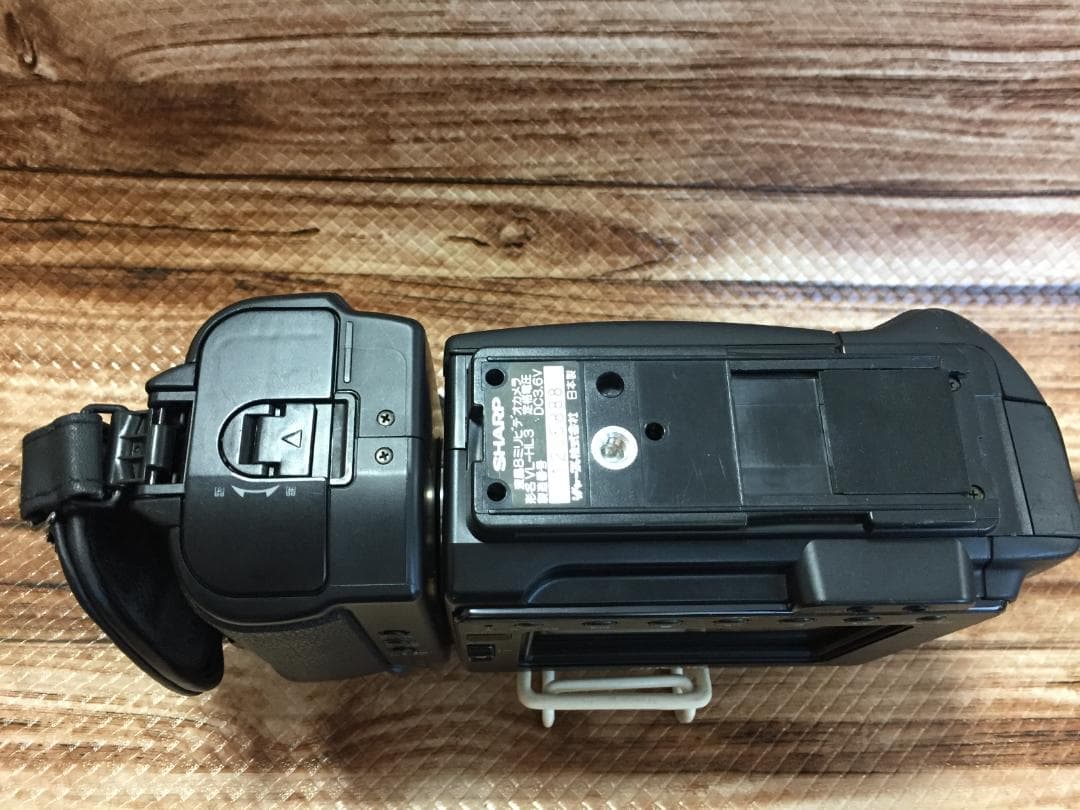 撮影再生ダビングOK　美品　SHARP　VL-HL3　付属品あり　Hi8　大画面