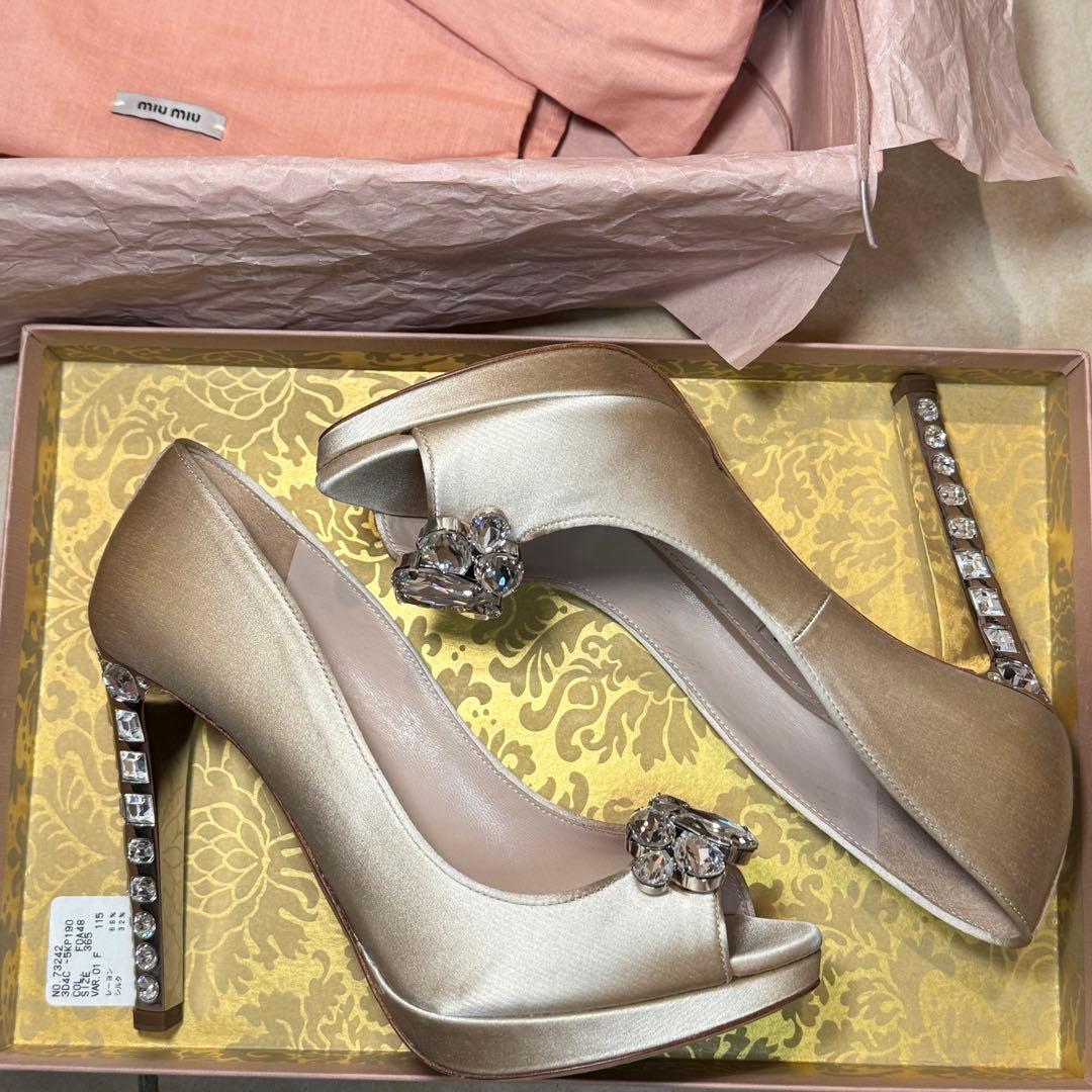 miumiu シルクサテン 37 23.5〜24ビジューオープントゥハイヒール