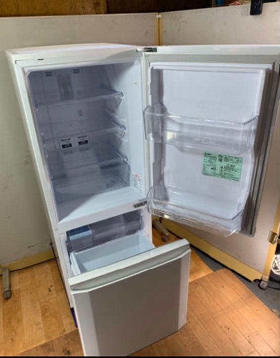 美品　MITSUBISHI/三菱　ノンフロン冷凍冷蔵庫　146L