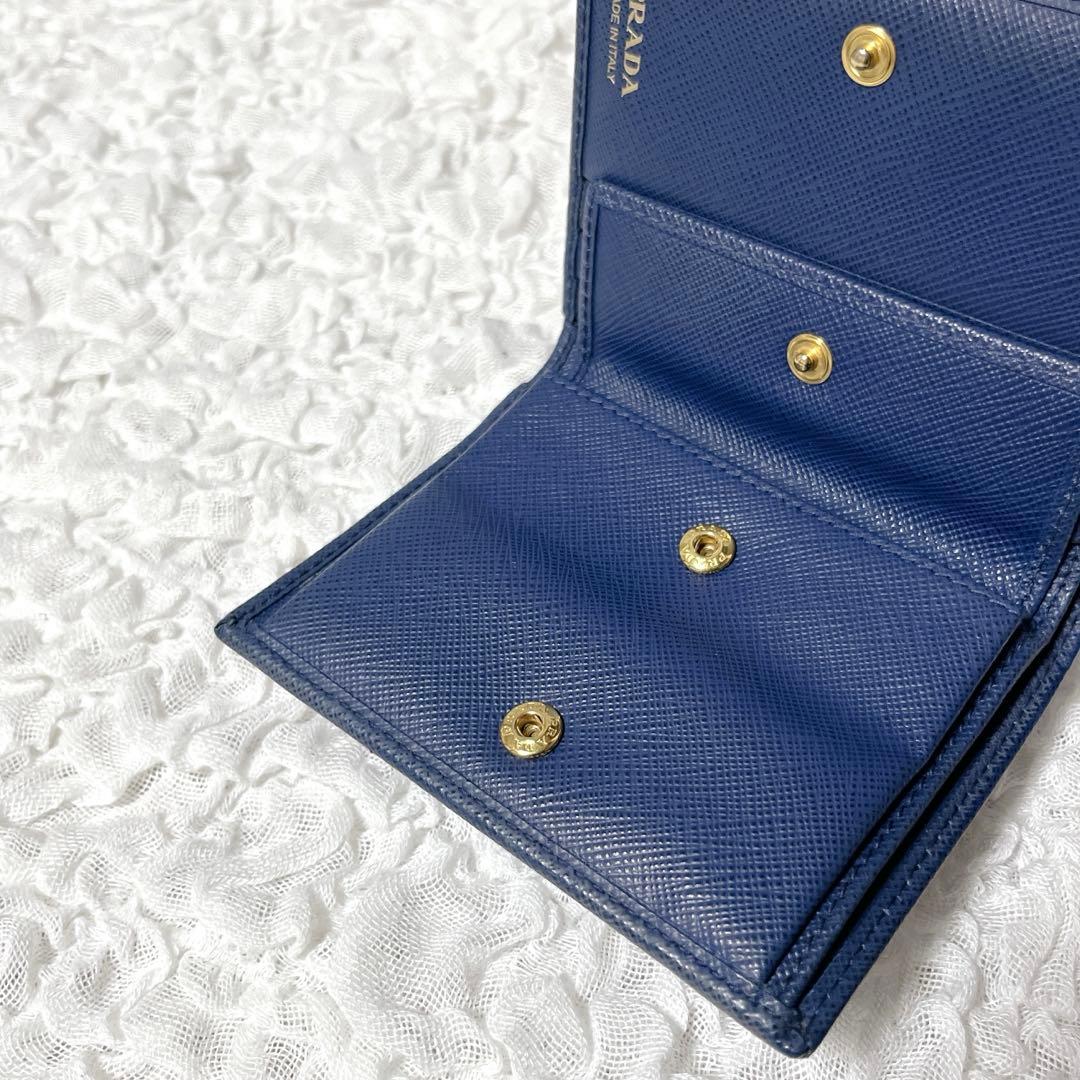 極美品✨PRADA ネイビー 二つ折り財布 サフィアーノレザー ゴールド