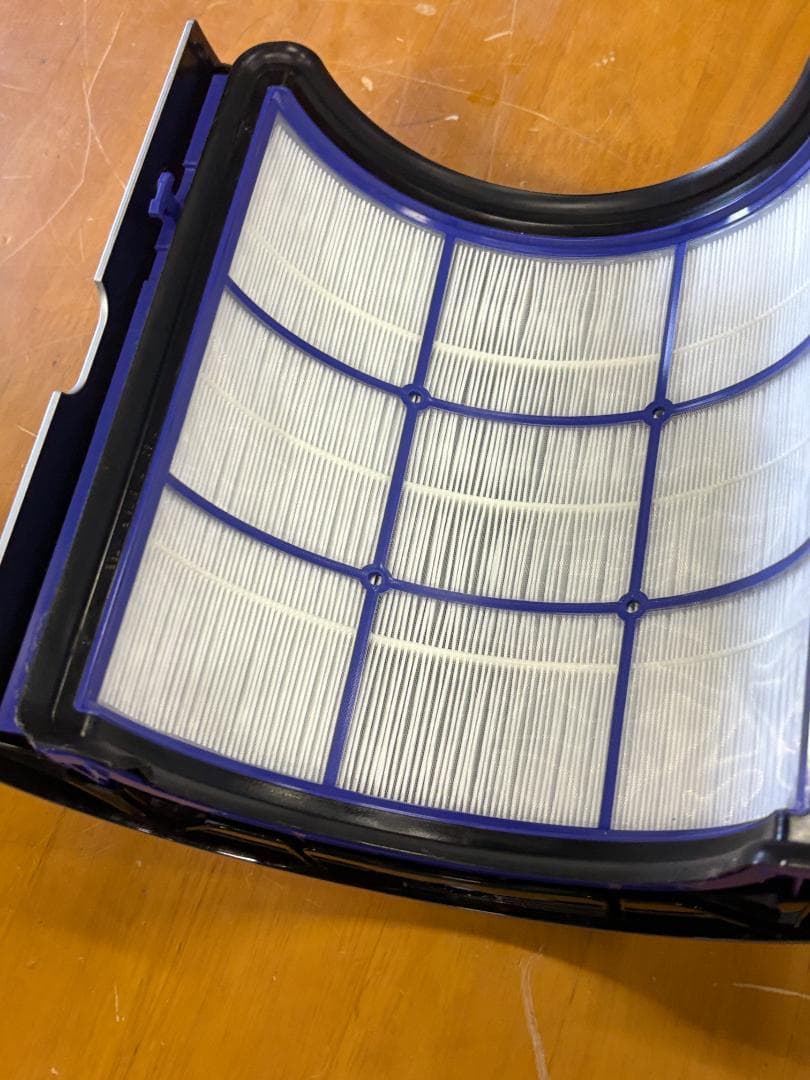 Dyson Pure Hot+Cool HP04 空気清浄機能付ファンヒーター