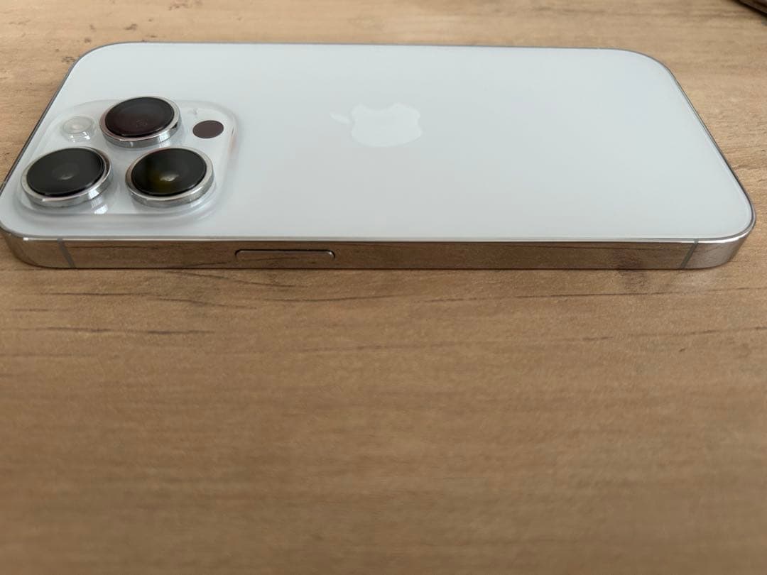 Apple iPhone 14 Pro 128GB 本体