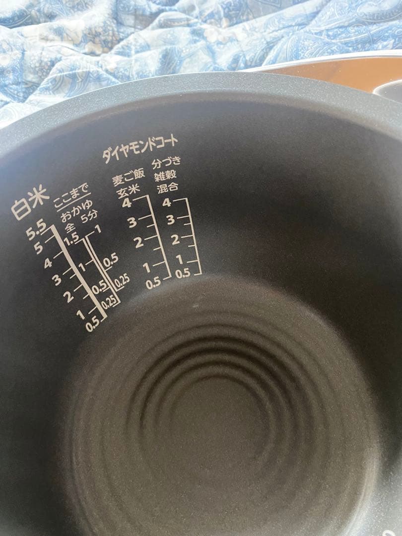 TOSHIBA RC-10VSR 1.0L 東芝真空圧力IHジャー炊飯器