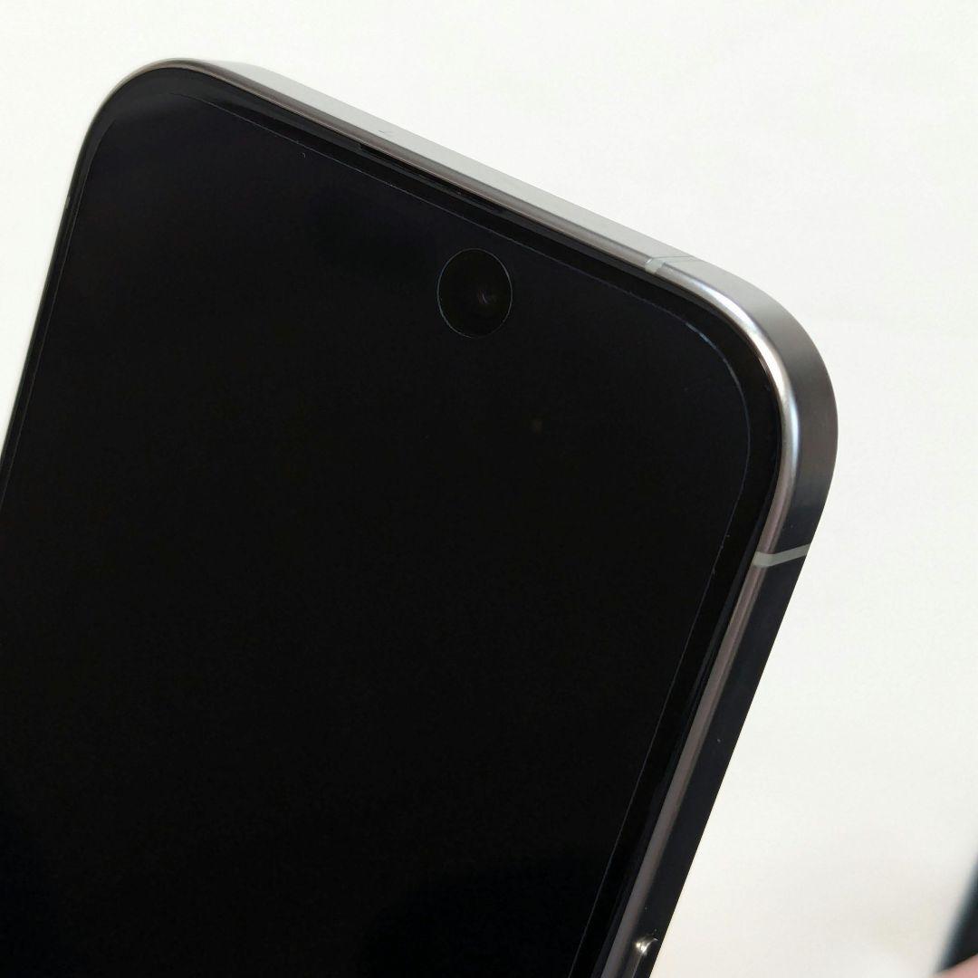 【美品】iPhone15 pro 256GB ホワイトチタニウム　SIMフリー