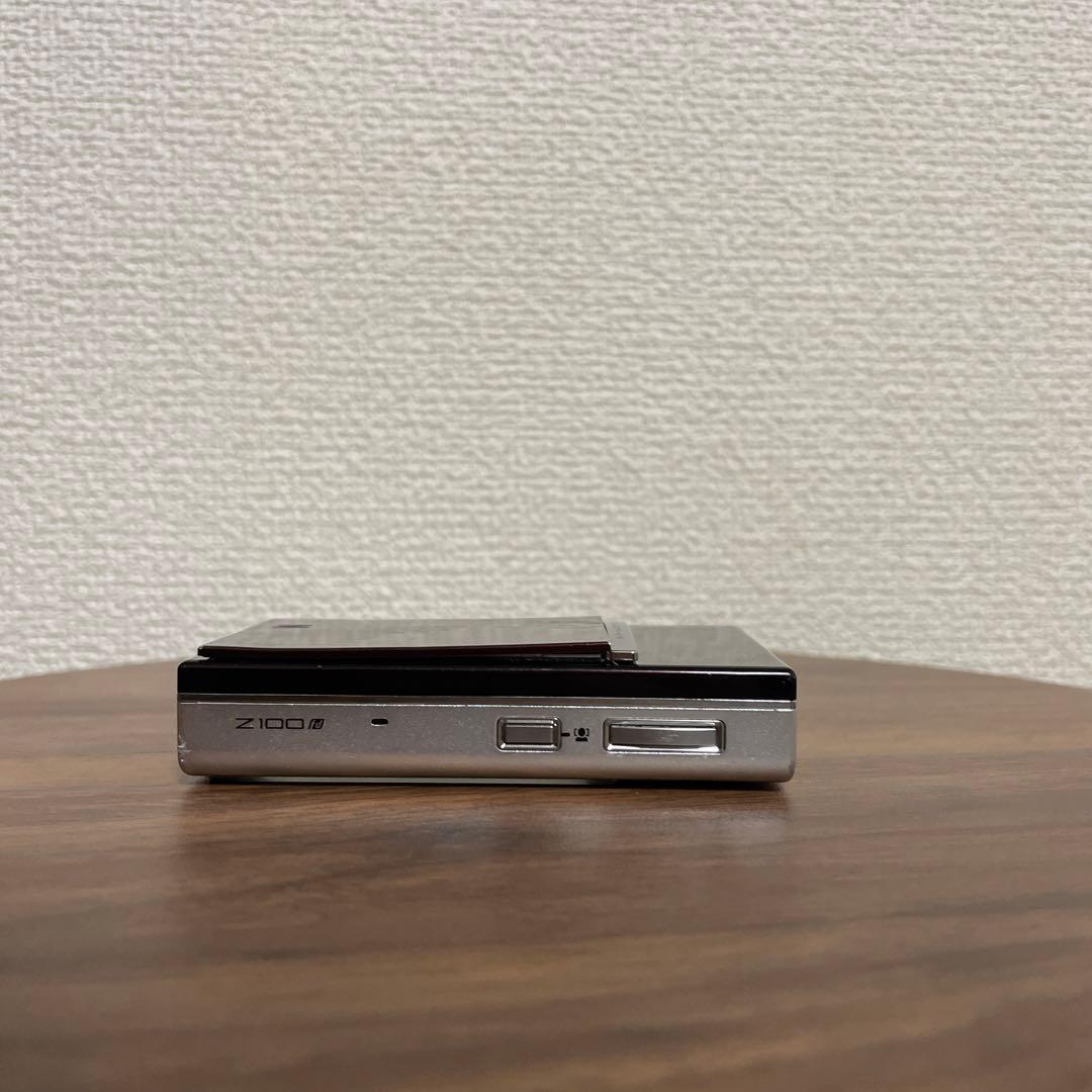 【オールドコンデジ】 FUJIFILM FinePix Z100fd