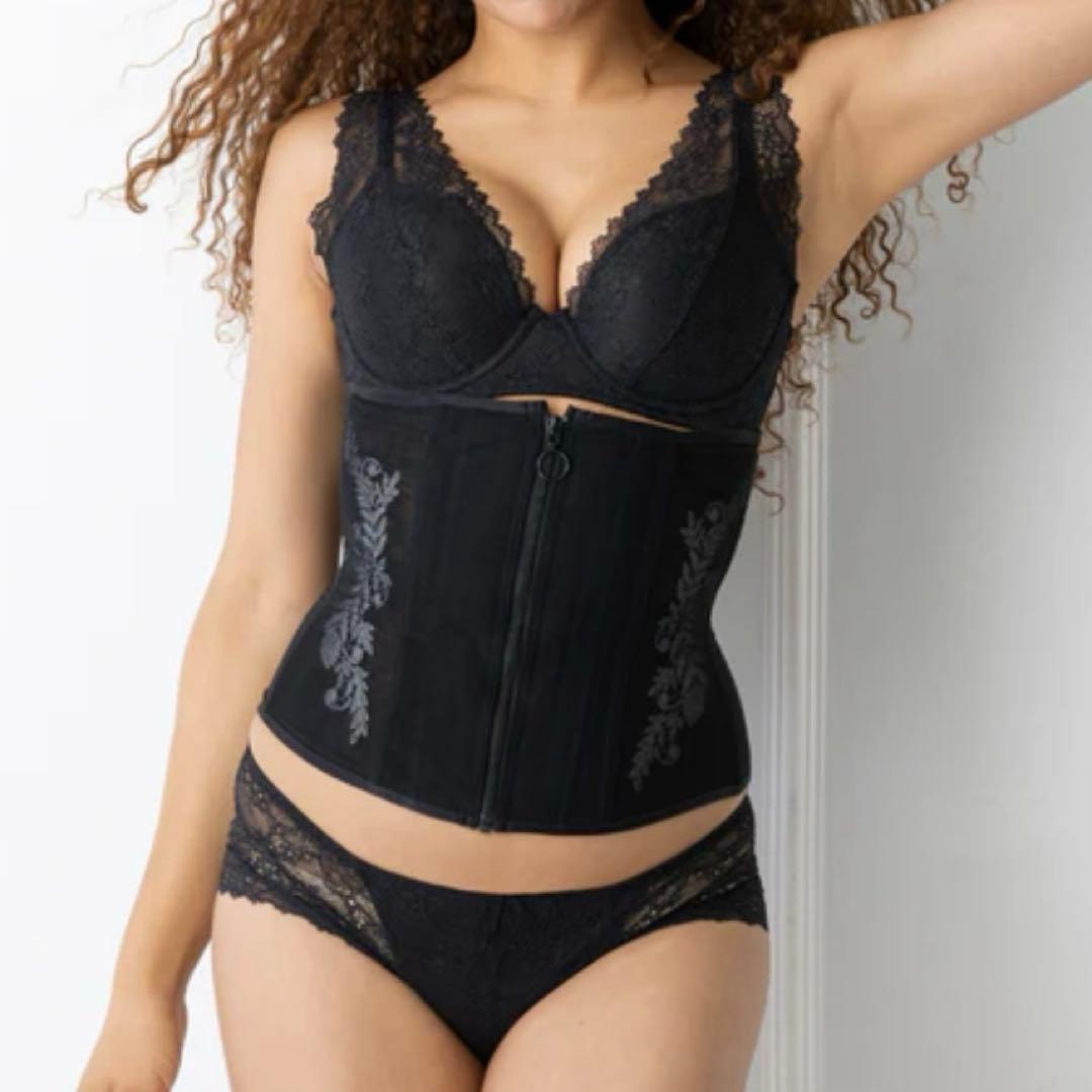 元鈴木さん エンチャンテッドコルセット シレーヌ Mサイズ - メルカリ