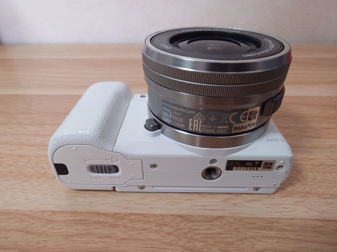 SONY α5100 ホワイト パワーズームレンズキット