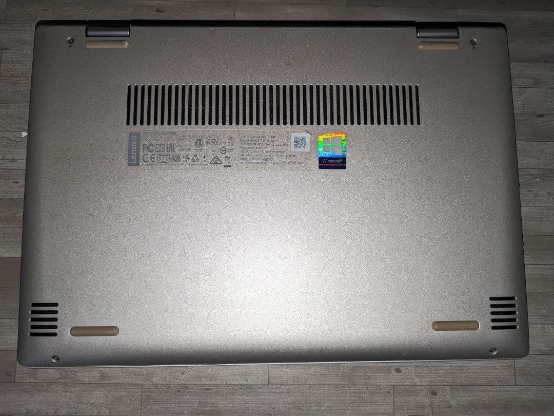 Lenovo Yoga 720　junk