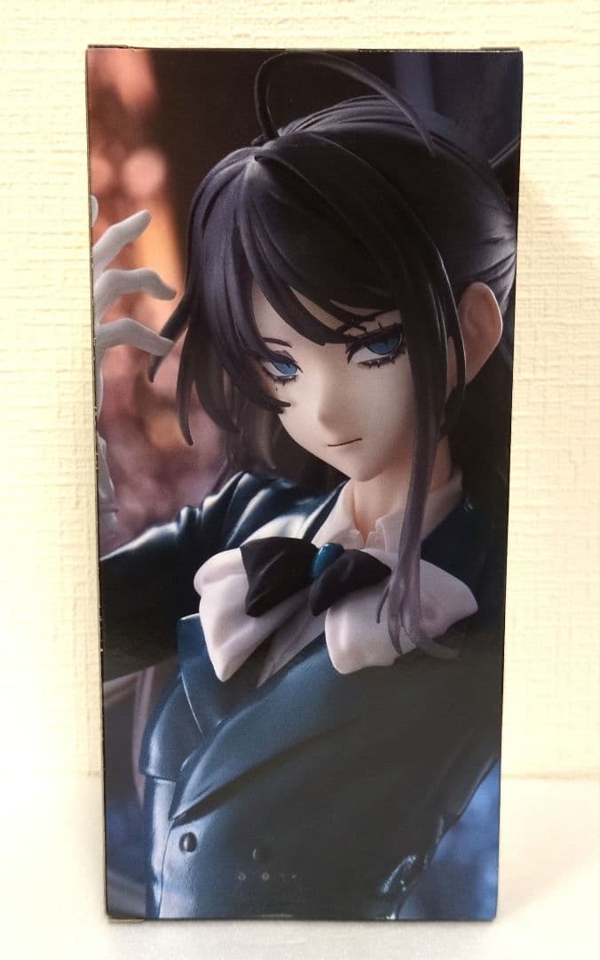 ラウンドワン限定 Ado フィギュア Winter ver.