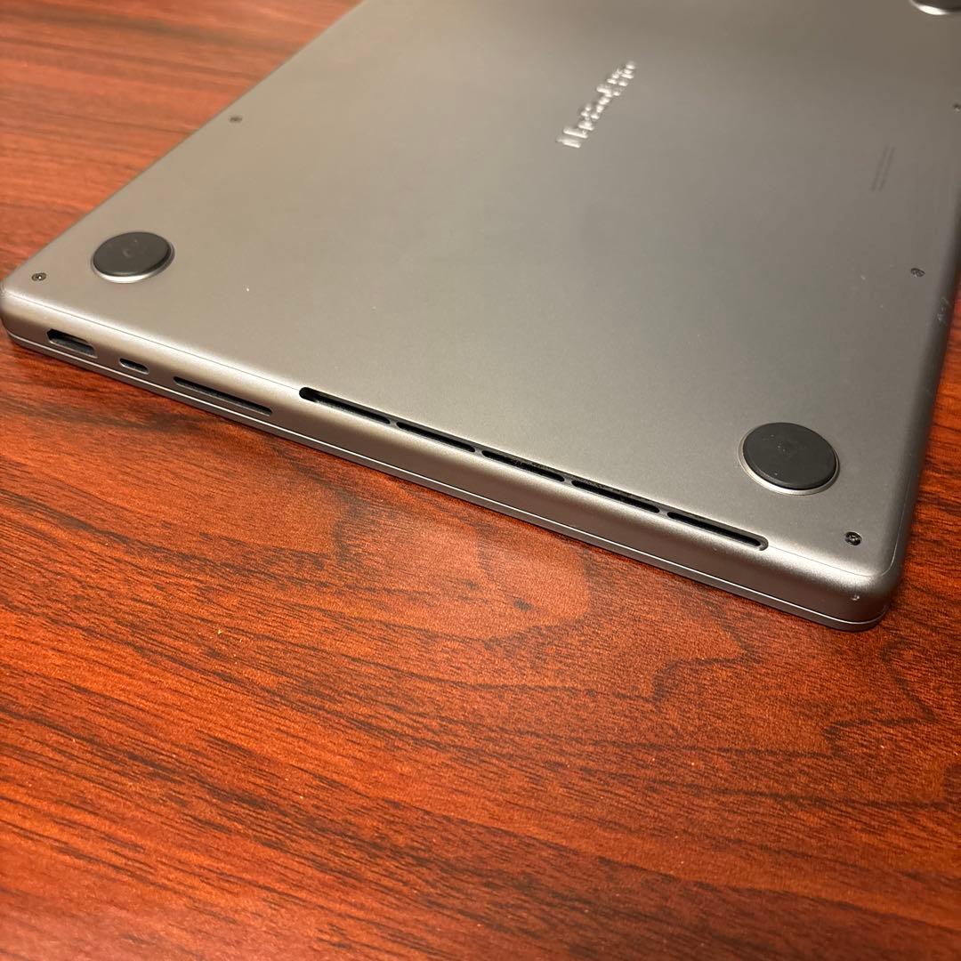 MacBook Pro 2023 M2Pro 14インチ 16GB