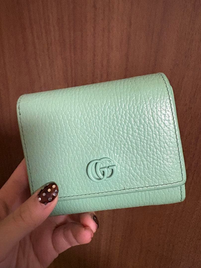 GUCCI ミニ財布 マーモント エンボスロゴGG - メルカリ