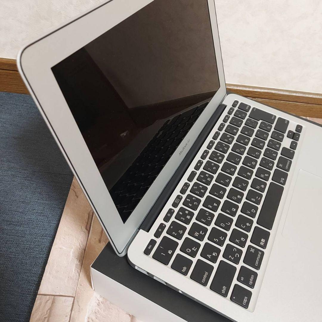 美品MacBook Air 11インチ 2010年モデルModel A1370
