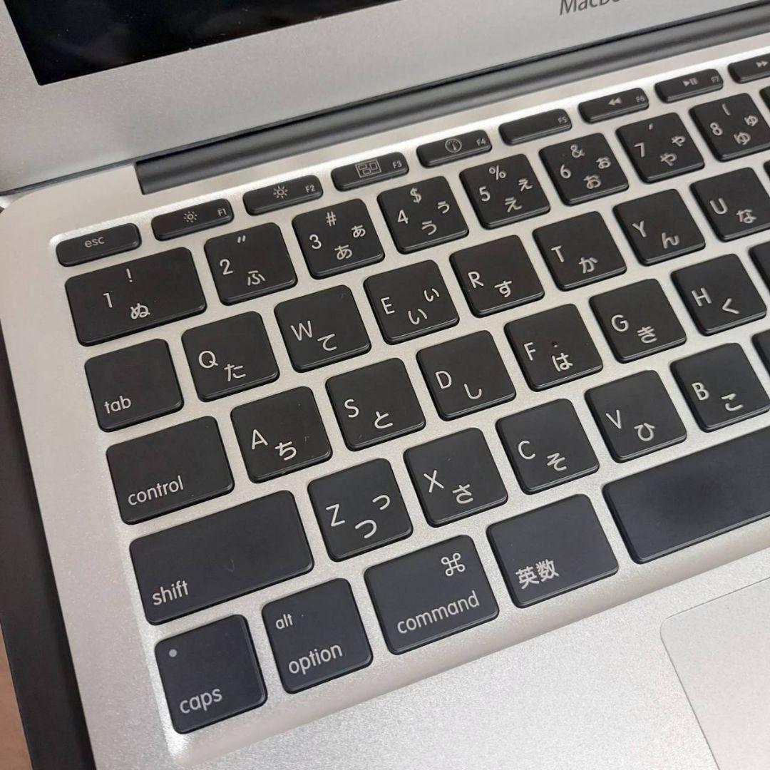 美品MacBook Air 11インチ 2010年モデルModel A1370