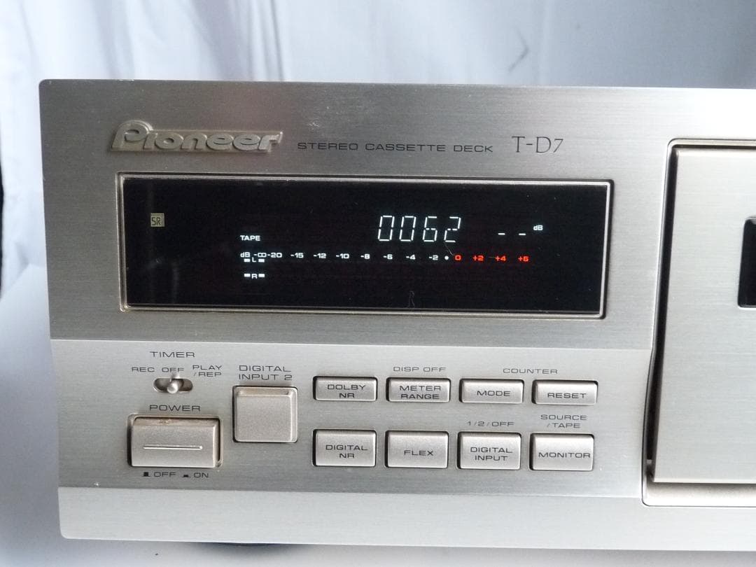 Pioneer T-D7 カセットデッキ