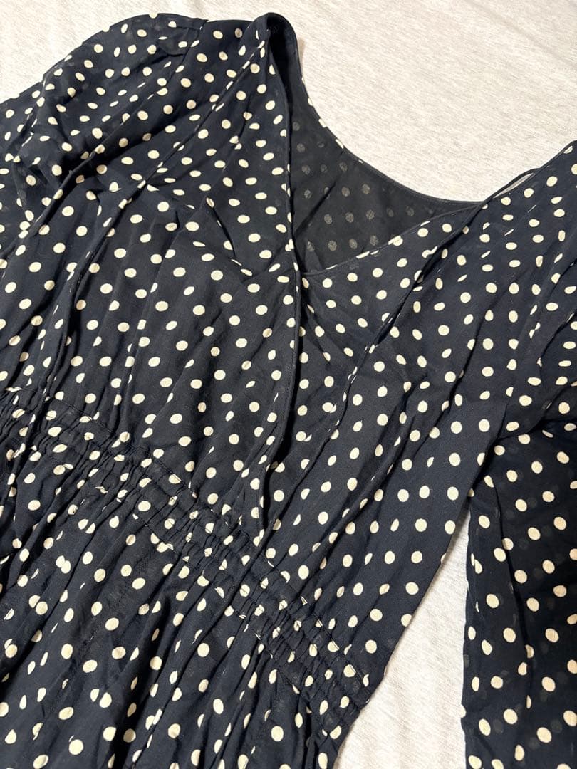 着用一度のみ】ヌキテパ ドット ワンピースの通販｜emlaakna.com
