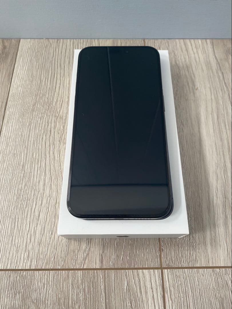 iPhone 15 Pro Max 256GB SIMフリー　不具合あり