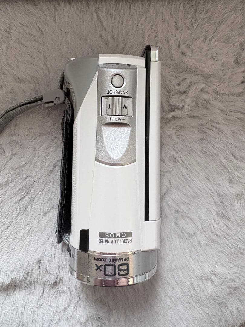 JVC Everio GZ-E780-W ホワイト 純正充電ケーブル付動作確認済 - メルカリ