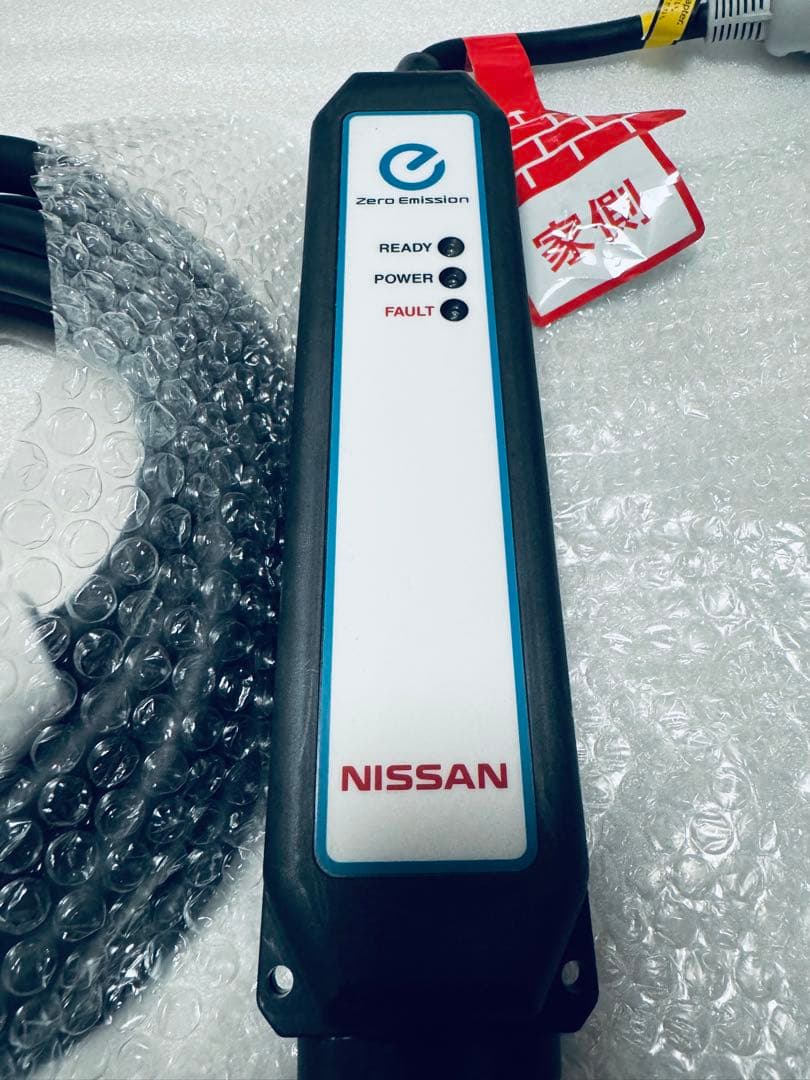 美品 最新型番 日産リーフ充電ケーブル 6WX0A 624 - メルカリ