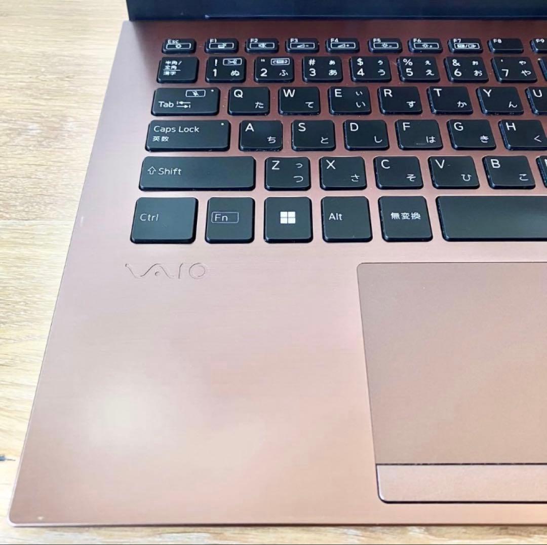 VAIO/32GB×SSD1TB/i7/Windows11タッチ軽量ノーPC