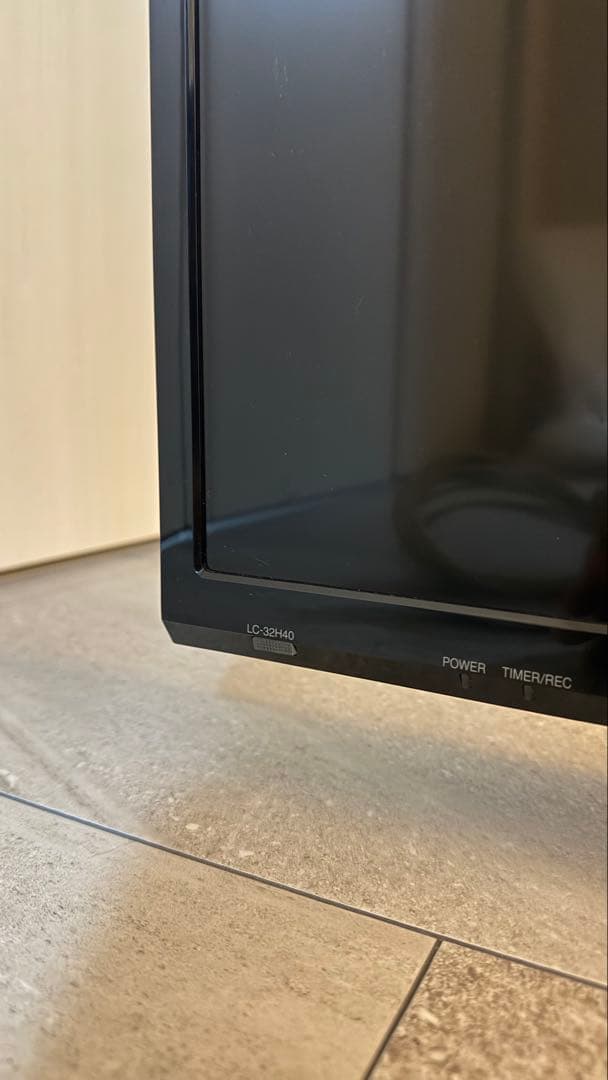 【美品】SHARP AQUOS (LC-32H40)+リモコン+アンテナケーブル