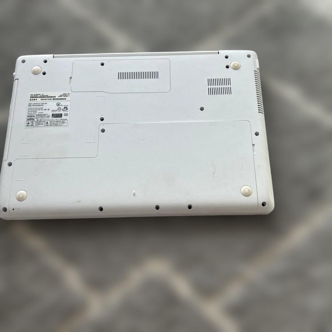富士通 LIFEBOOK ホワイト 中古