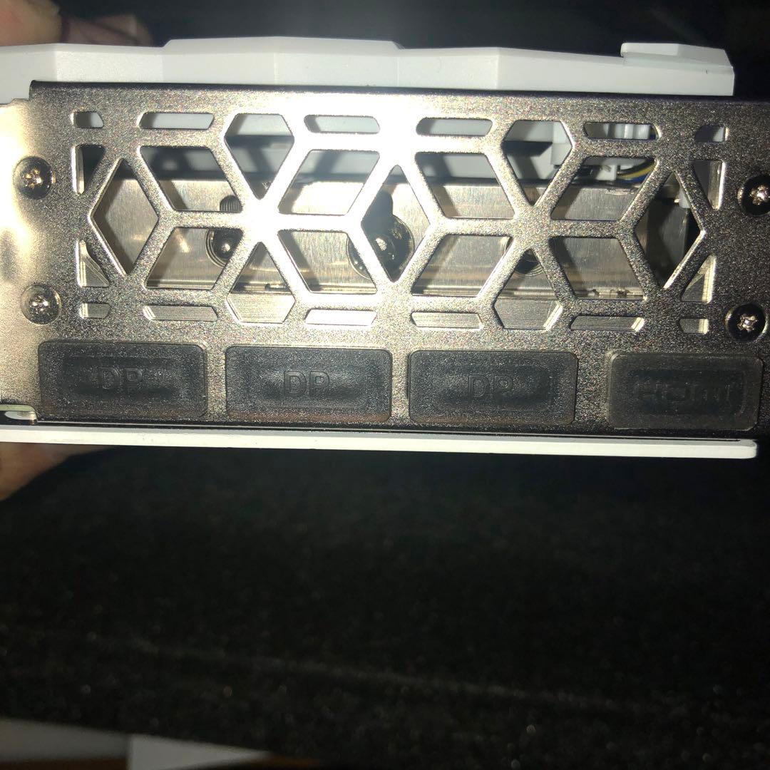 ジャンクGeForce RTX4070 EX Gamer White 12GB