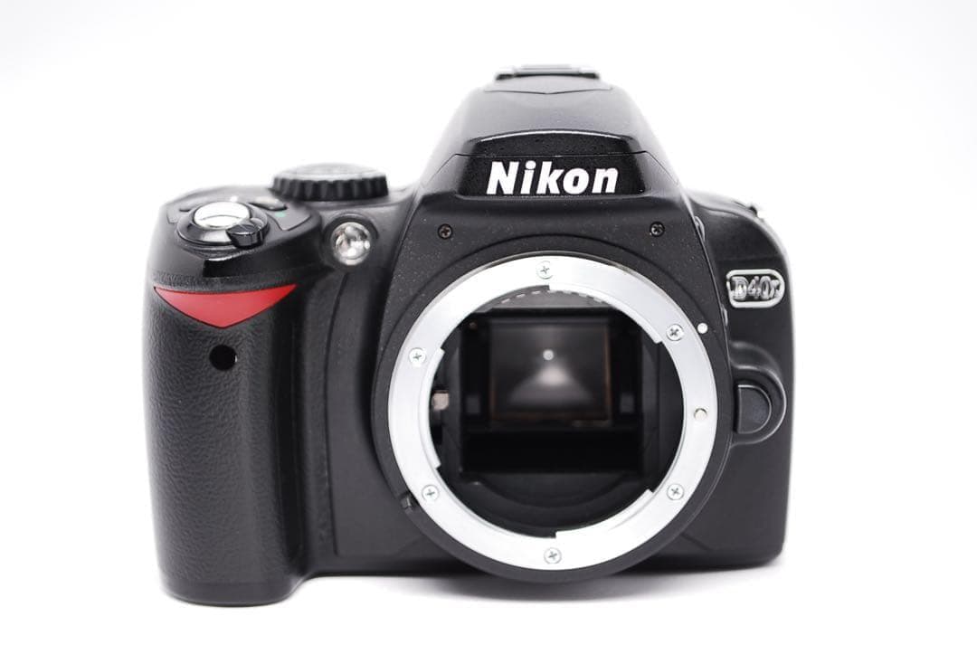 持ち運びラクラク✨軽量コンパクト✨Nikon D40x✨一眼レフデビューに✨