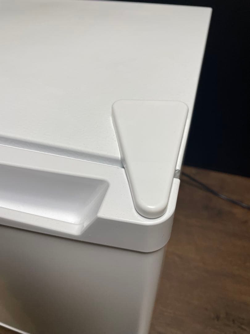 美品　アイリスオーヤマ　小型冷蔵庫　ホワイト　46L PRC-B051D