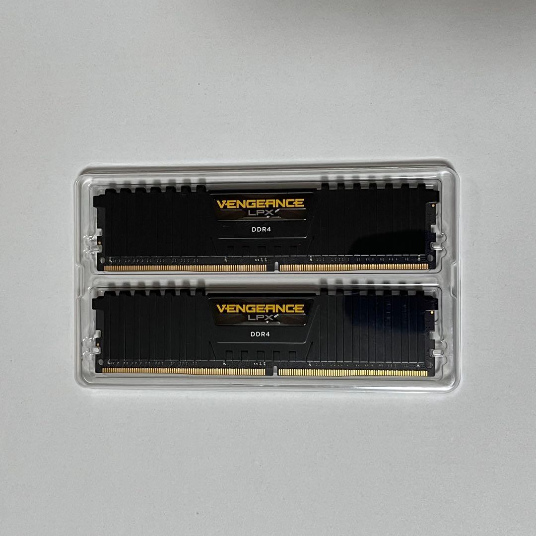 メモリー Corsair Vengeance LPX DDR4 32GB (2x16GB)