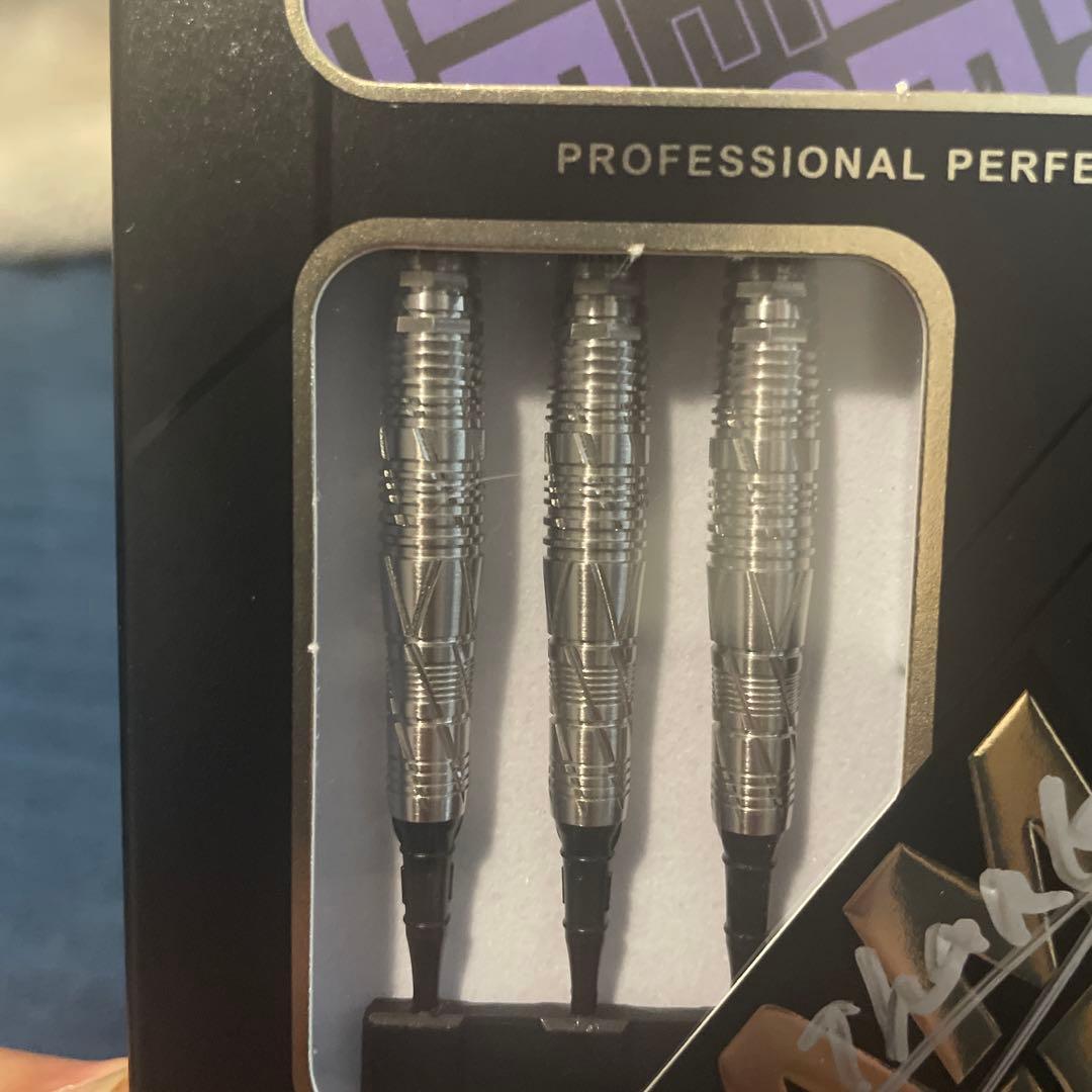 ONE80 小野寺由貴 たいが 限定モデル ダーツ祭り - メルカリ