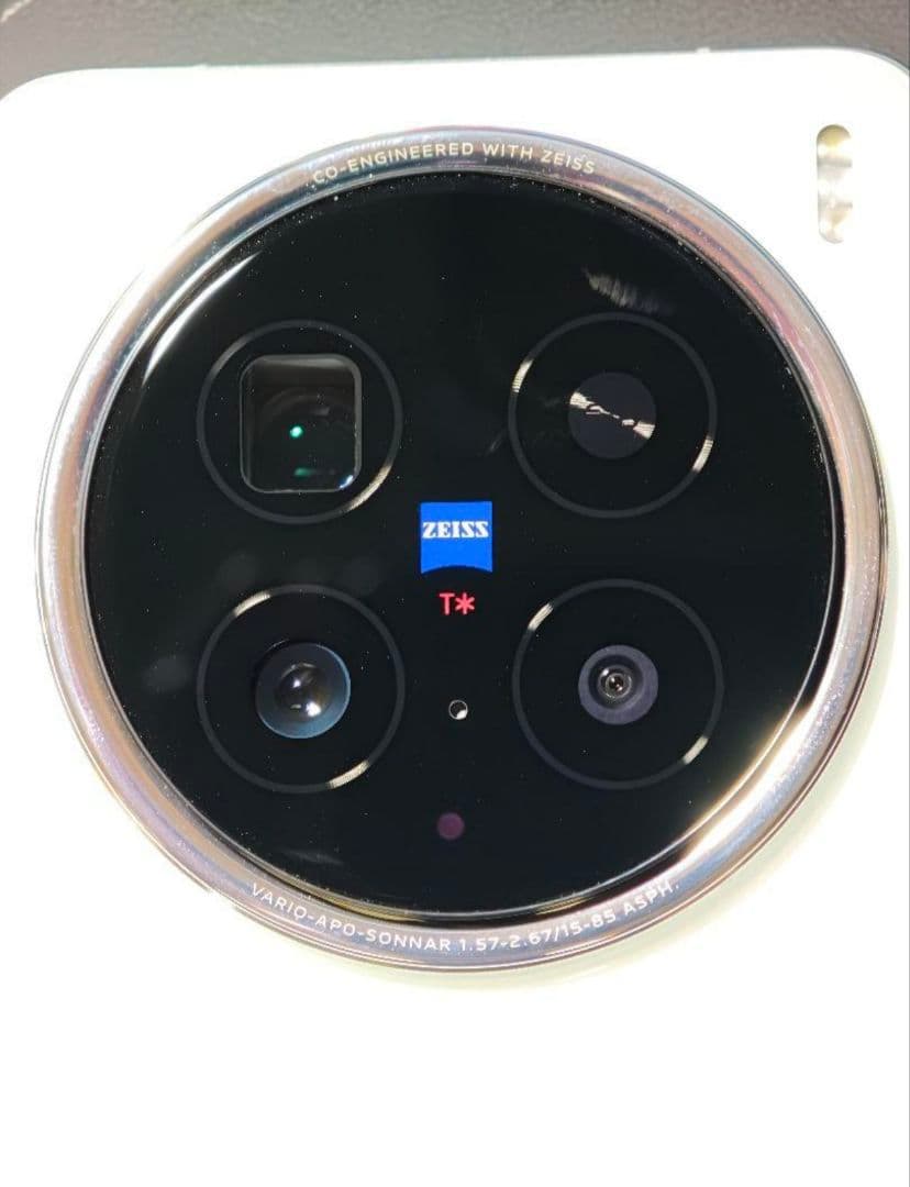 超美品 vivo X200 Pro 12GB/256GB 白月光(ホワイト)