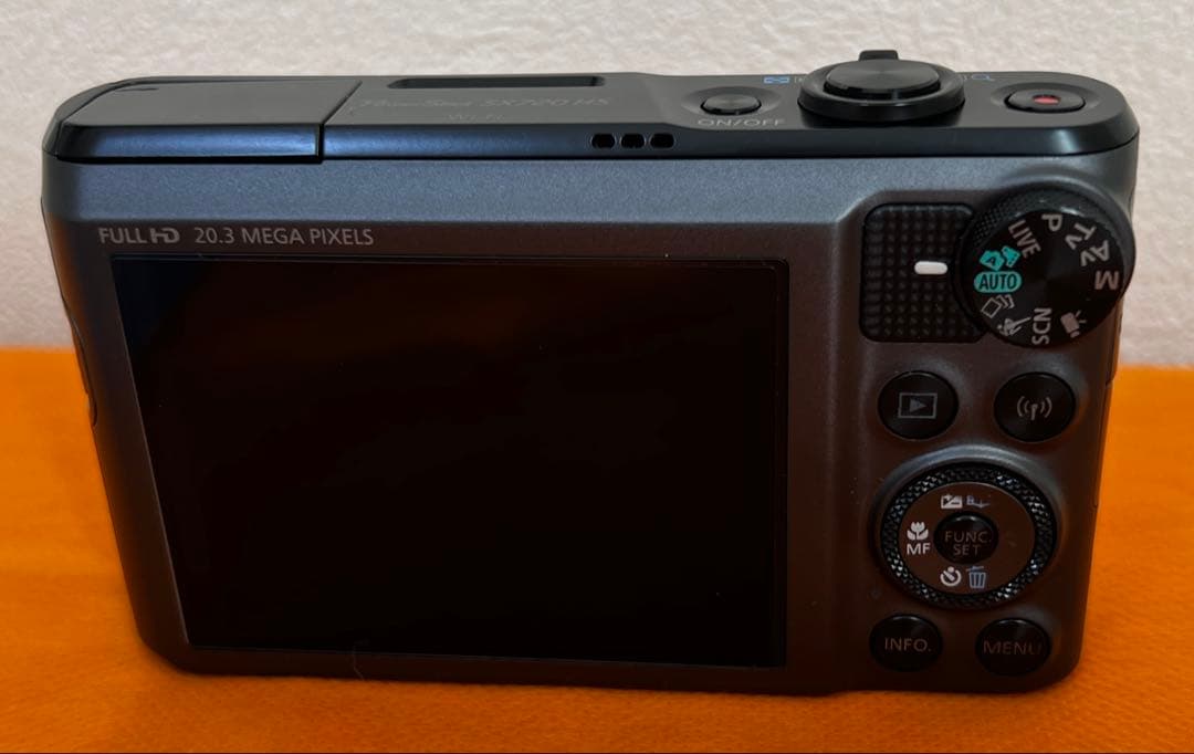 最終値下げ！！Canon PowerShot SX720 HS