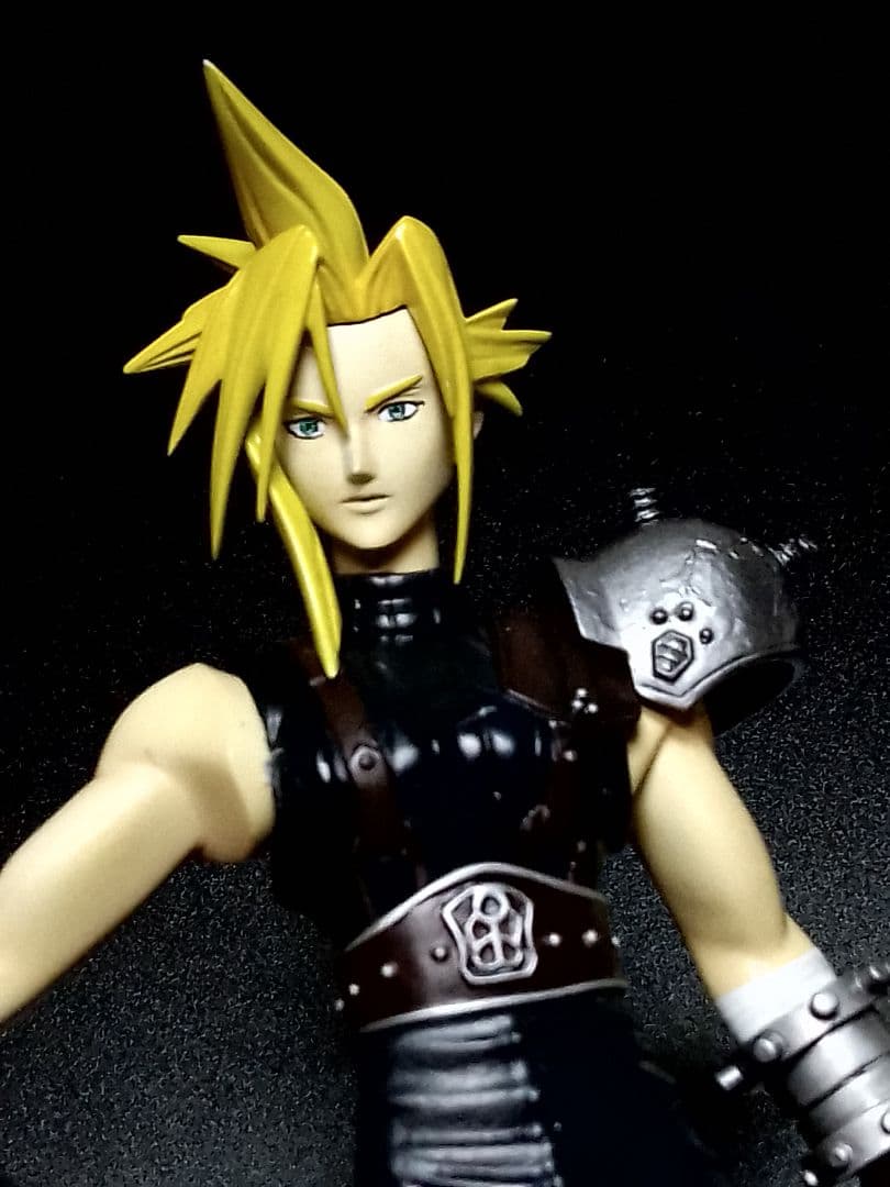 ファイナルファンタジー７ クラウド コトブキヤ 513fgTY3OmL._AC_UF350,