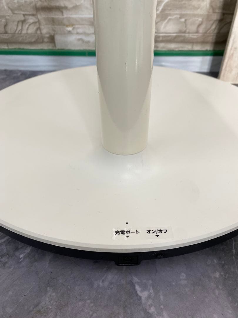 MegPad 32型 4K 移動式スマートモニター A32Q7Pro