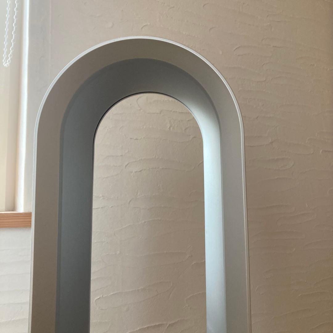 2022年製 ダイソン 空気清浄機能付きタワーファン　ピュアクール　TP00