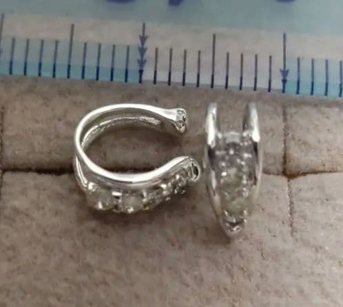 k18WGイヤーカフ ダイヤモンド 0.20ct