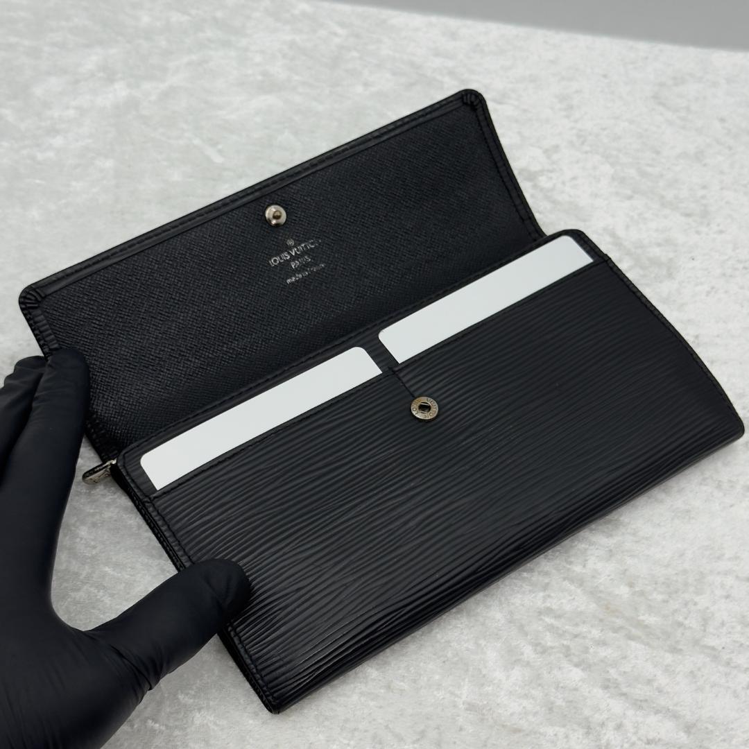 ルイヴィトン ポルトフォイユサラ エピ ノワール 長財布 - メルカリ
