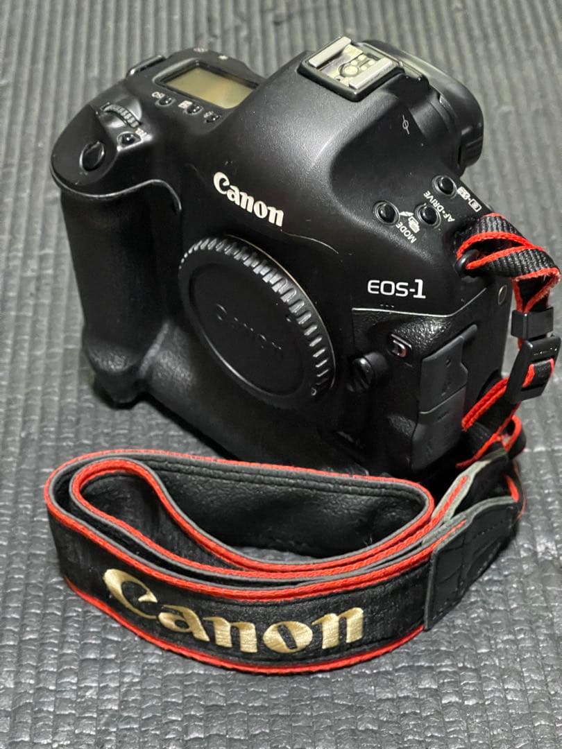 Canon EOS-1D Mark IV ショット数88601 おまけ付 - メルカリ