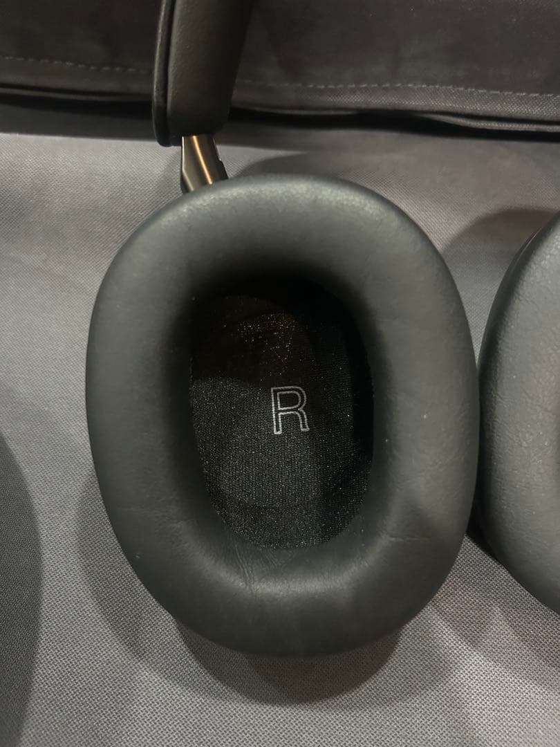 Bowers & Wilkins px8 ワイヤレスヘッドホン