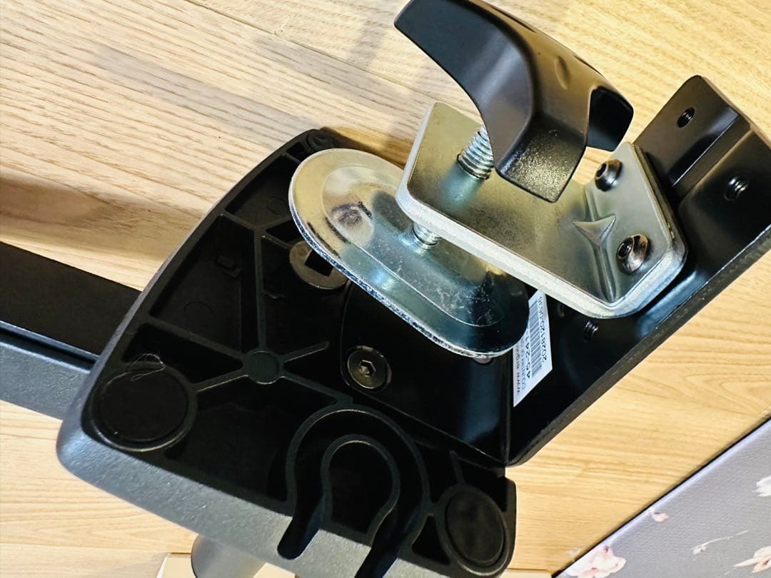 在宅　エルゴトロン LX デスクモニターアーム