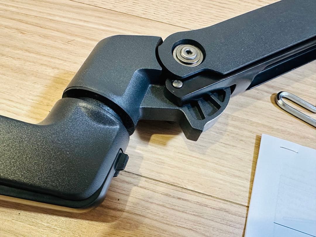 在宅　エルゴトロン LX デスクモニターアーム