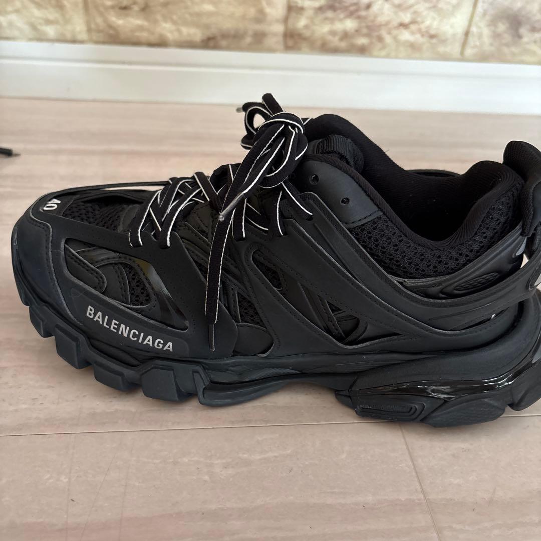バレンシアガ トラックスニーカー ブラック 40 未使用 試し履きのみ