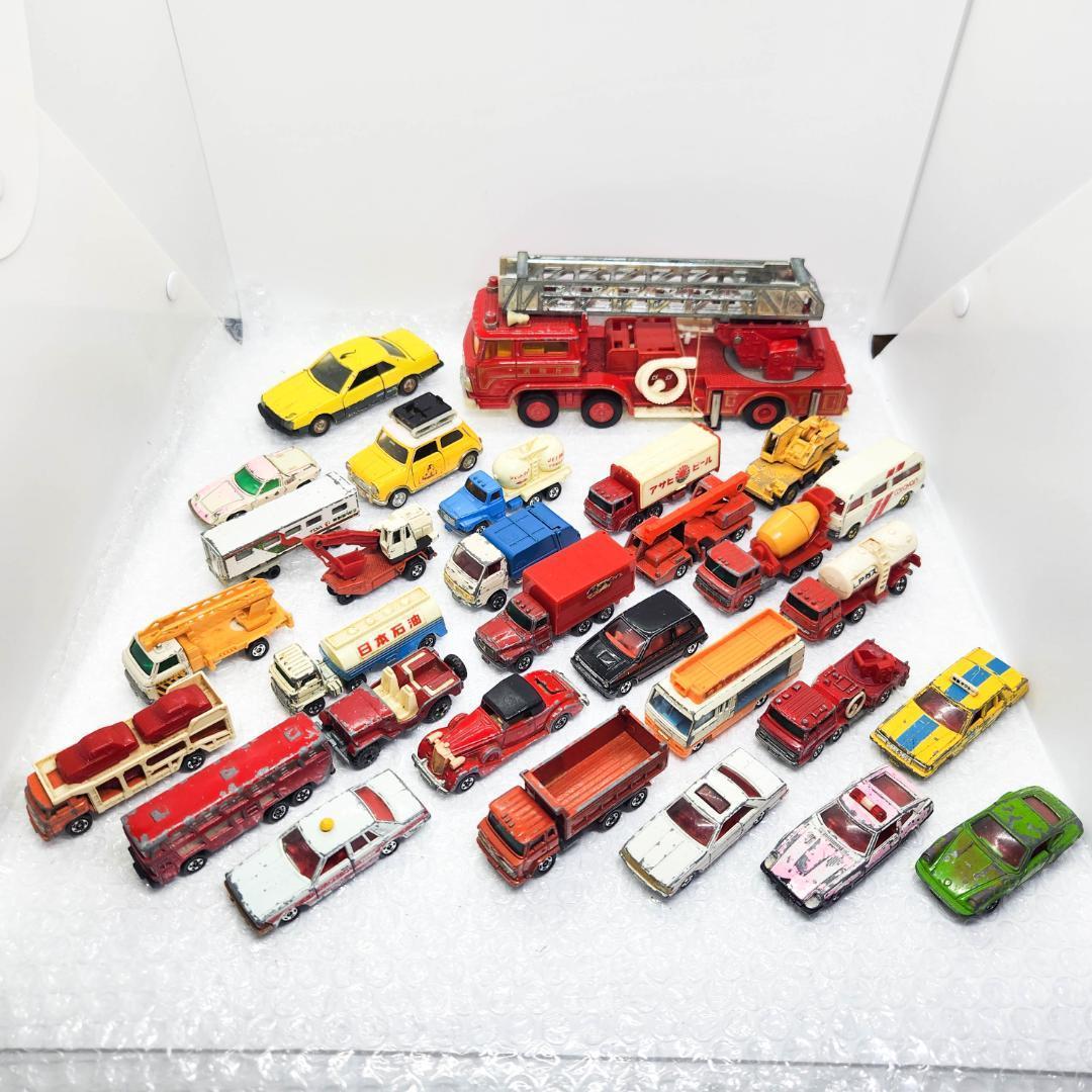 トミカ 日本製 セット トラック ダンプ スカイライン セドリック 消防車等 トミカ 日本製 セット トラック ダンプ スカイライン セドリック 消防車等