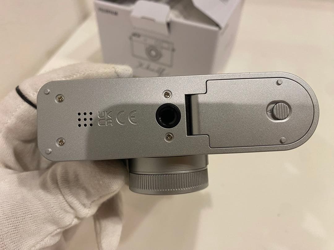 FUJIFILM X half （X-HF1）シルバー【SDカード付き】