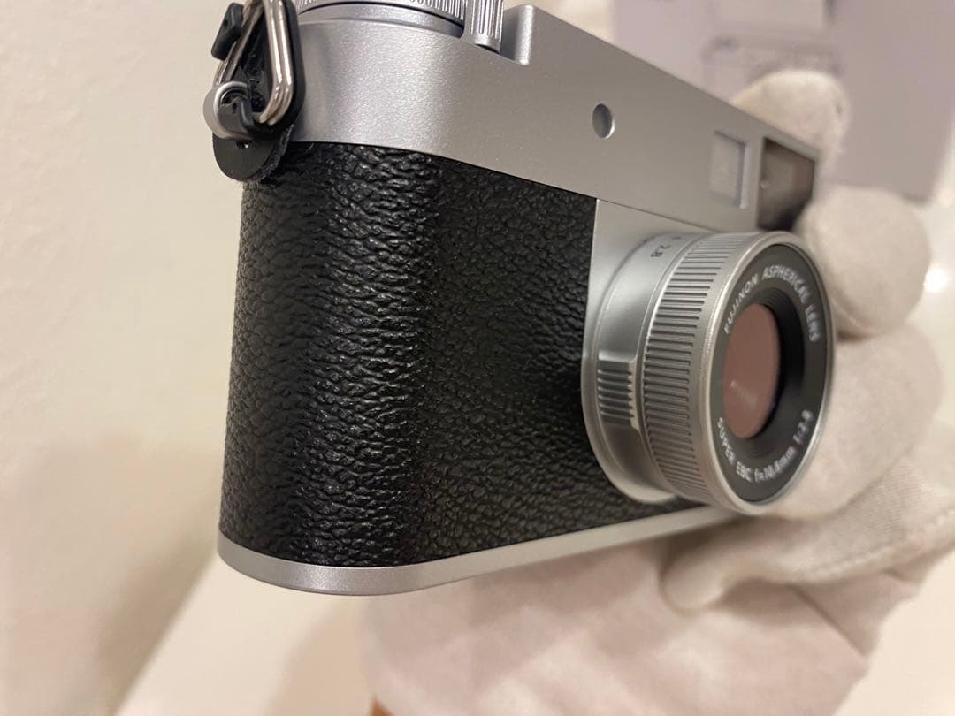 FUJIFILM X half （X-HF1）シルバー【SDカード付き】