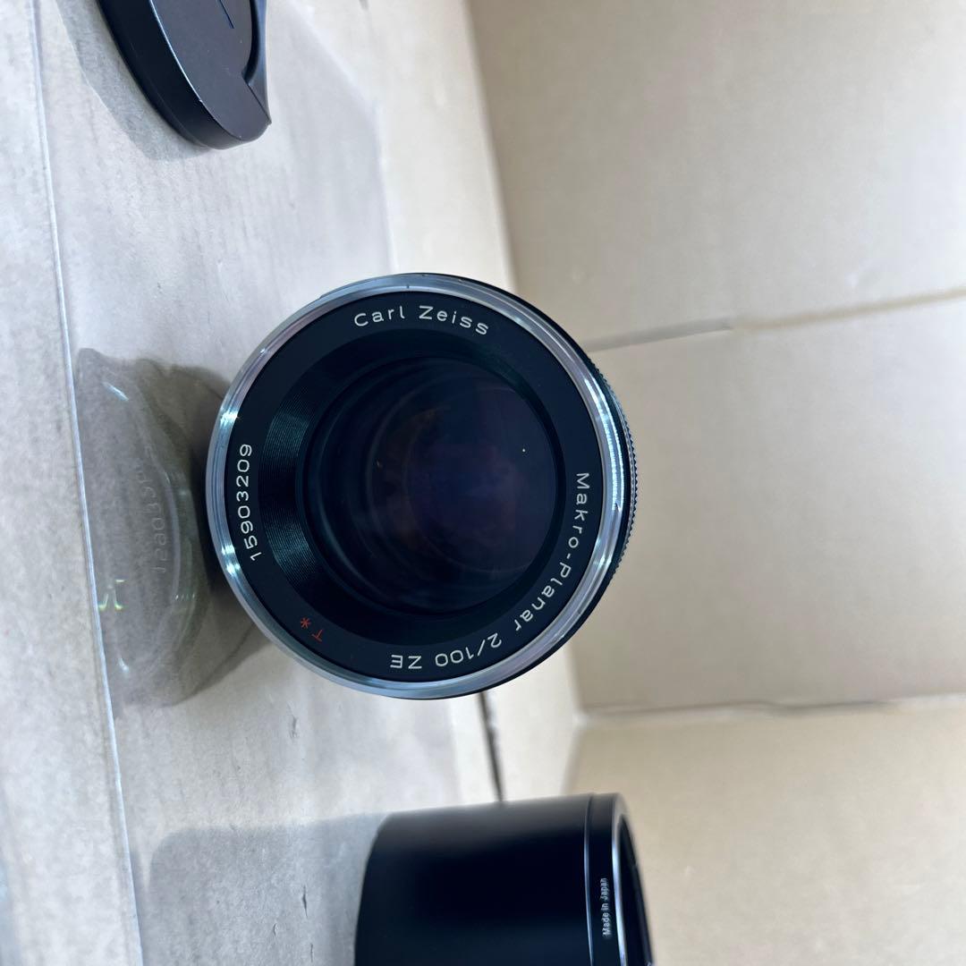 Makro-Planar T* 2/100 ZE (キャノンEF)