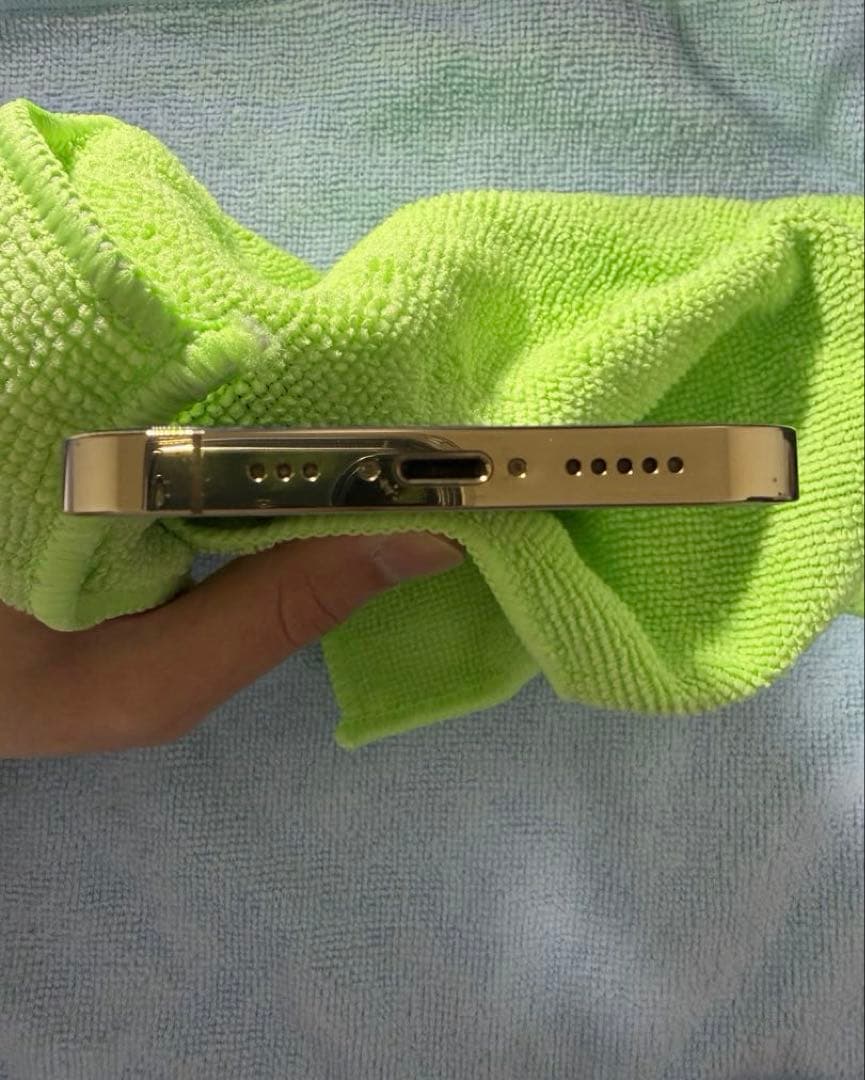 iPhone12pro ゴールド　256GB