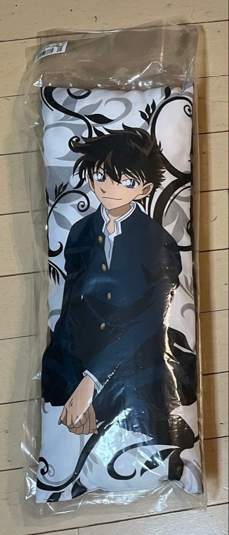 まじっく快斗　ロングクッション　黒羽快斗　怪盗キッド　未開封品　年代物　超激レア Amazon.co.jp: クッション抱き枕本体 怪盗キッド 黒羽快斗 ロング