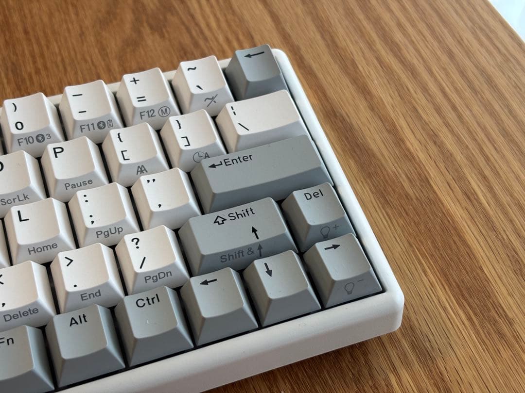 NIZ Atom66 ホワイト 静電容量無接点方式キーボード 66キー