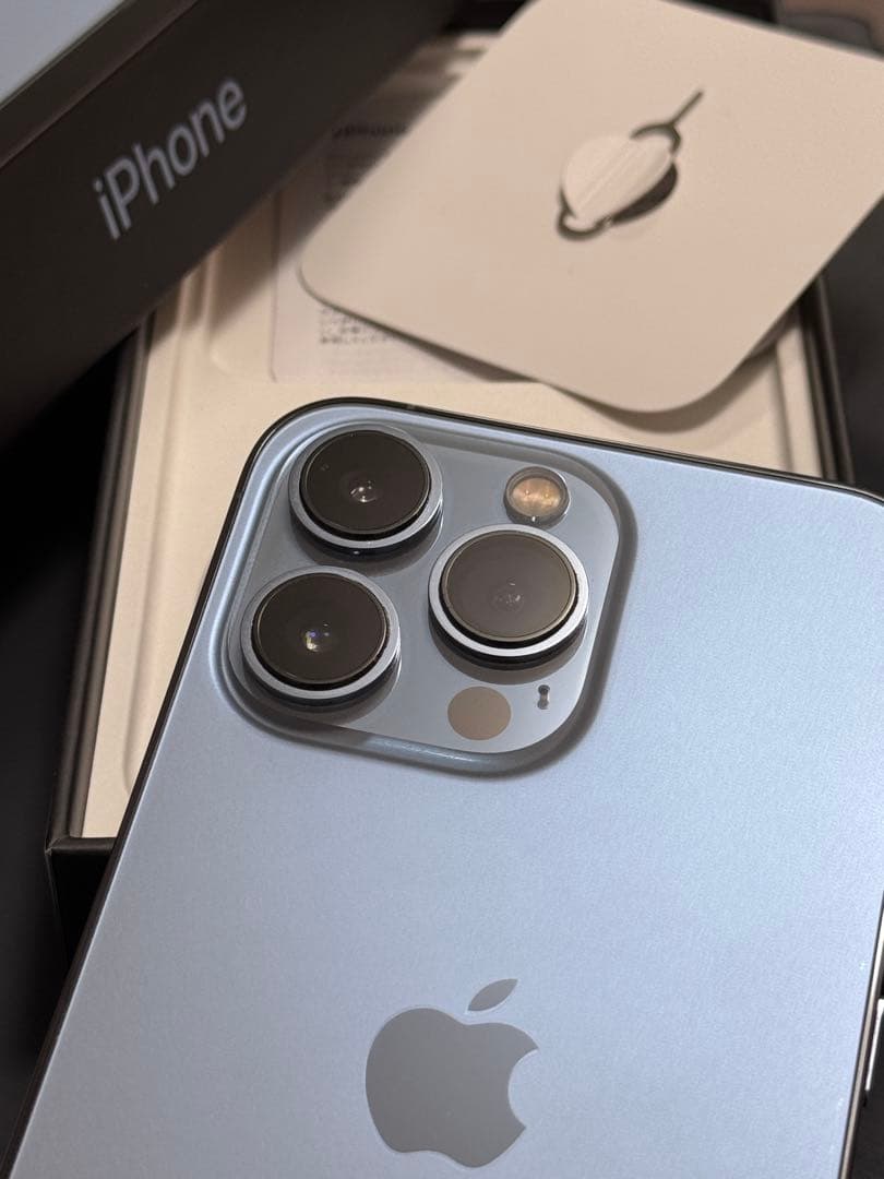 Apple iPhone 13 Pro シエラブルー　256GB 本体